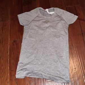 lululemon swiftlys size 6